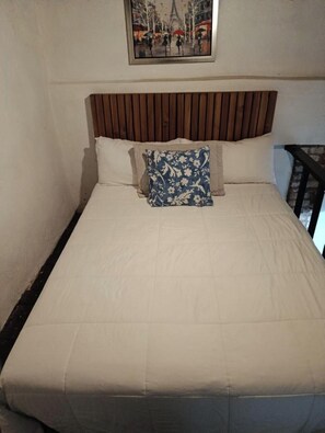 Room - Hotel Mansión Colonial | Columbus I with breakfast included (Santo Domingo)