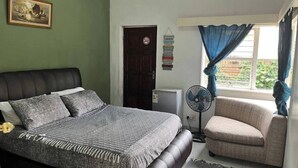 Room, 1 Bedroom, Accessible, Smoking | 1 bedroom - Room-peaamb Guesthouse Golf Club (Springs)
