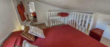 1 habitación, tabla de planchar con plancha y wifi