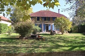Exterior - Family house with garden in Lugos (Lugos)