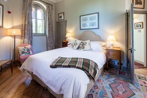 1 bedroom, iron/ironing board, bed sheets