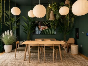 Interior - Downtown Miami Boutique Residence with Rooftop Pool, Gym, Cowork & Den (Miami)