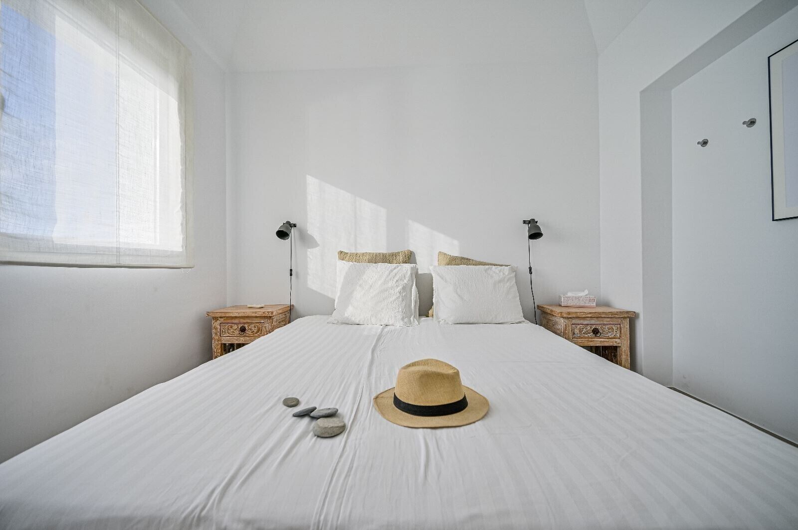 5 quartos, ferros/tábuas de passar roupa, Wi-Fi, roupa de cama