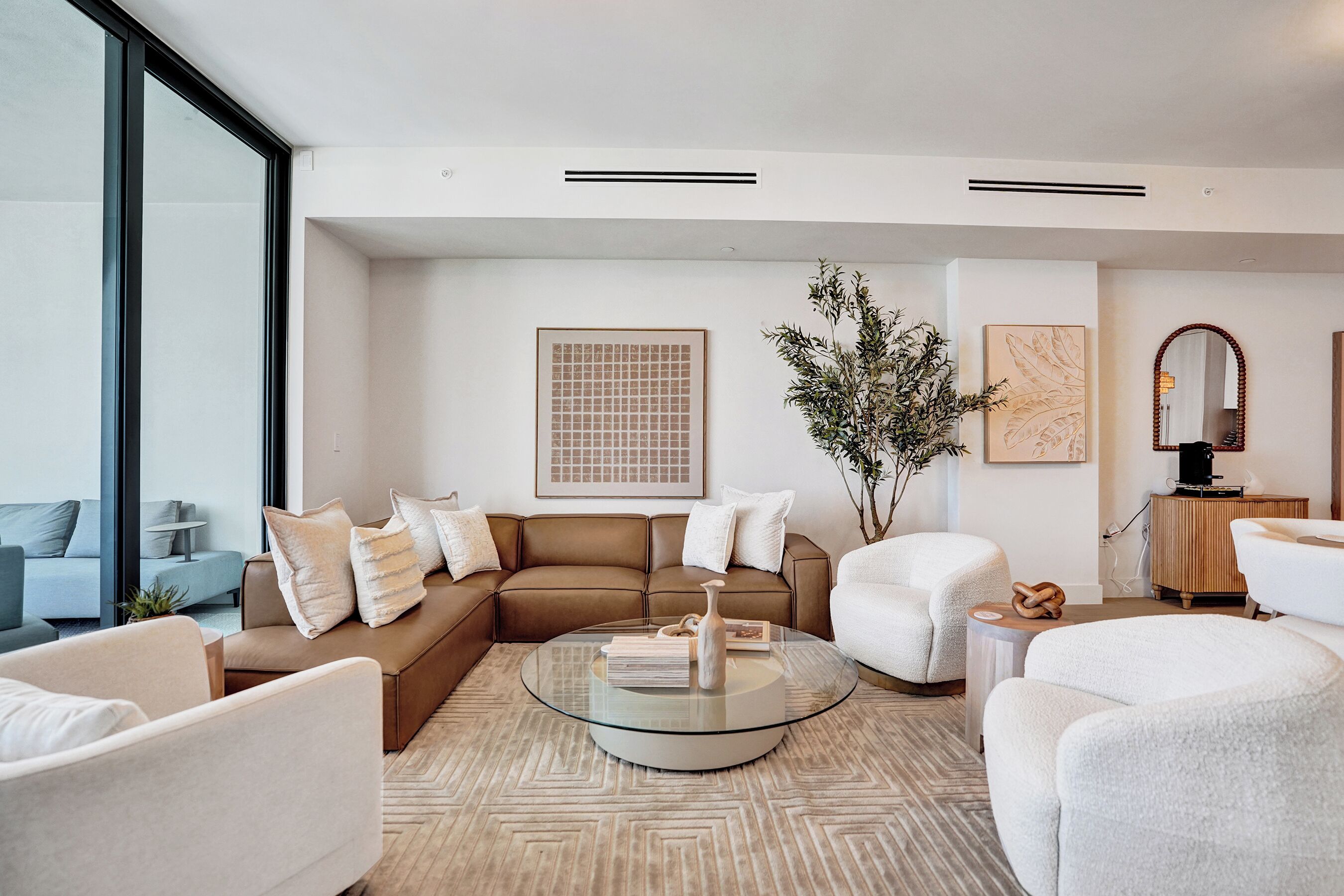 Deluxe Apartment, Beach View | Living area
