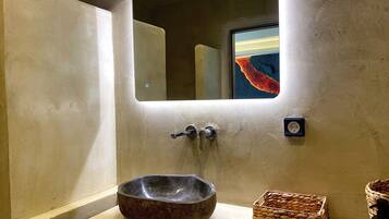 Suite, balcon, vue mer | Salle de bain