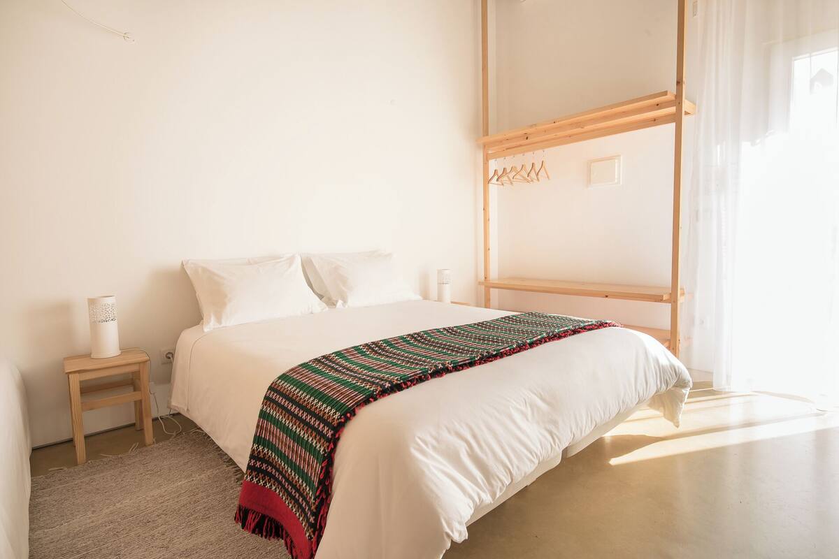 Basic Double Room, Pool View | WiFi (free)