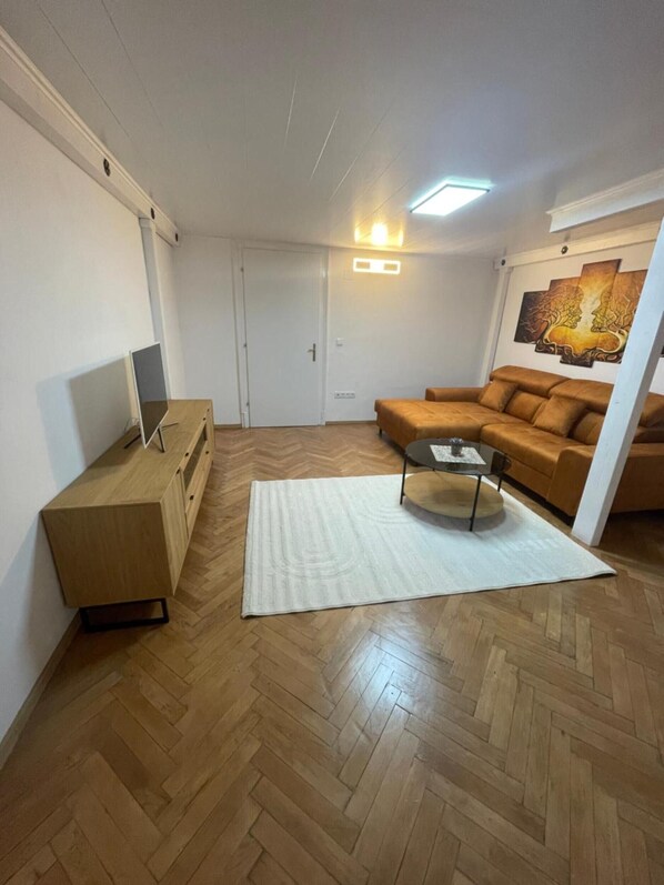 Living area - Apartment "Wohnung Im Herz-Jesu-Viertel" with Wi-Fi (Graz)