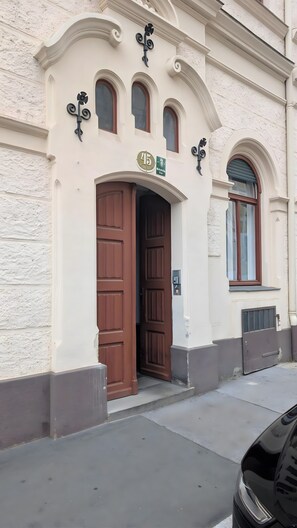 Exterior detail - Apartment "Wohnung Im Herz-Jesu-Viertel" with Wi-Fi (Graz)
