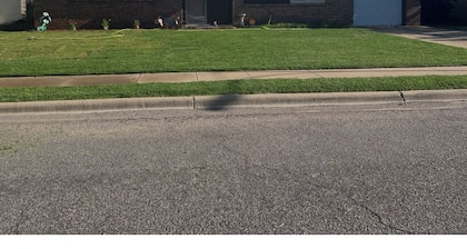 Cute and cozy 3 bedroom 2 bath home. Close to TTU and LCU as well!