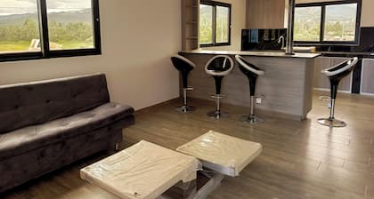 Cómoda y moderna casa en los campos de Boyacá - Colombia