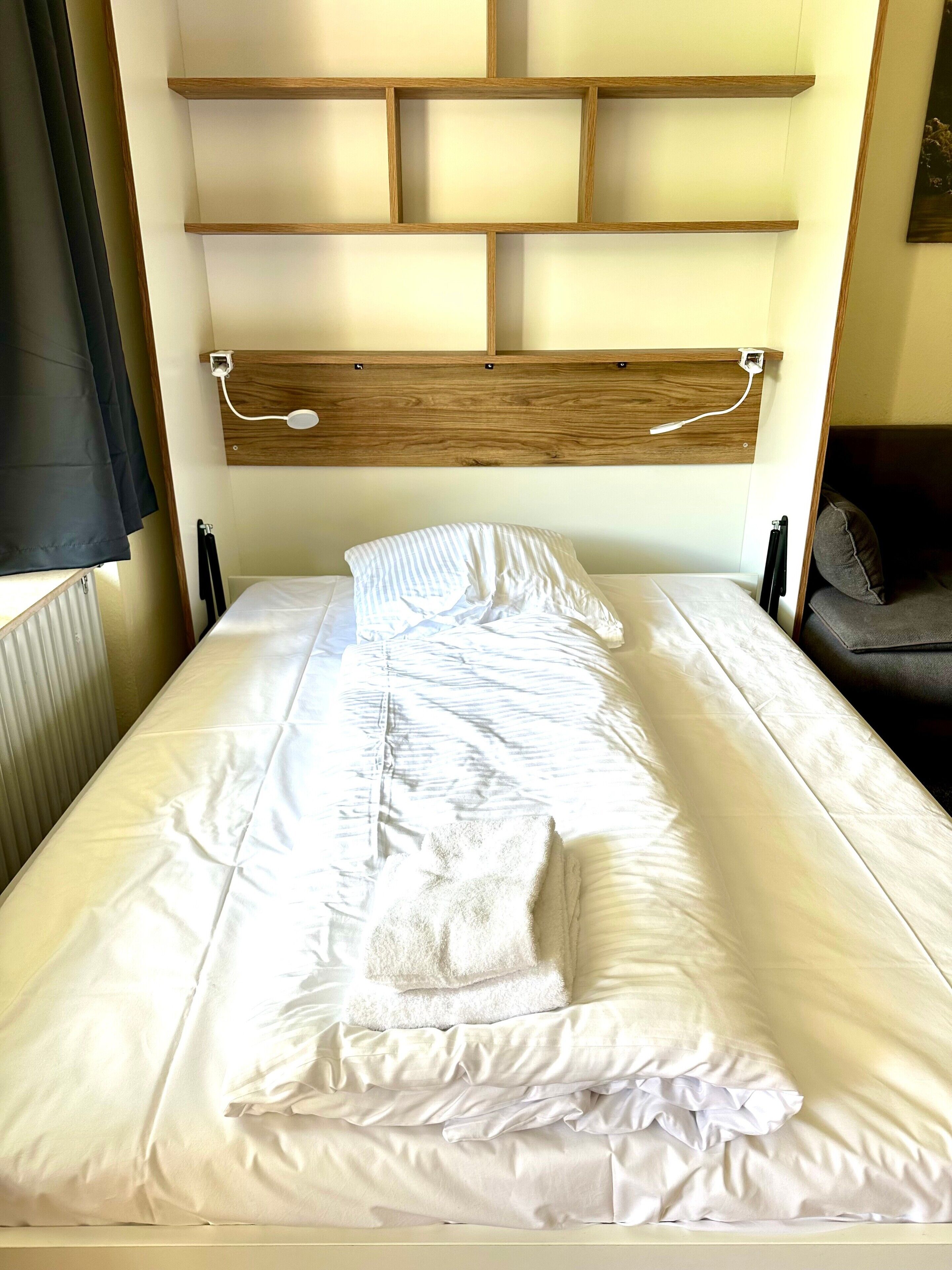 1 bedroom, WiFi, bed sheets