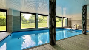 Unclassified image, 2 of 25, button - Apartment 'With Pool  Sauna, Skiing' with Mountain View, Balcony and Wi-Fi (Winterberg)