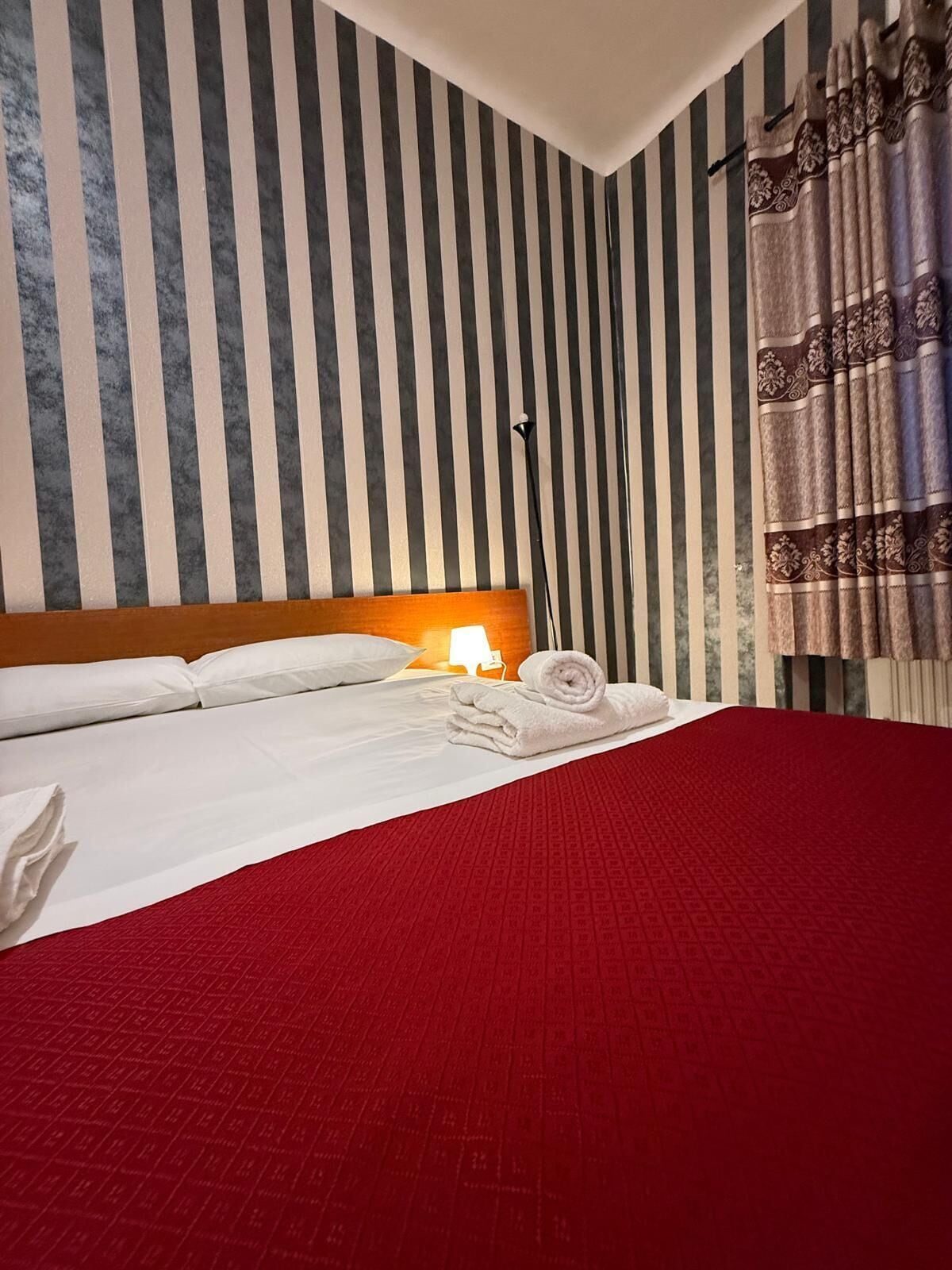 Double or Twin Room | Desk, laptop workspace, free WiFi