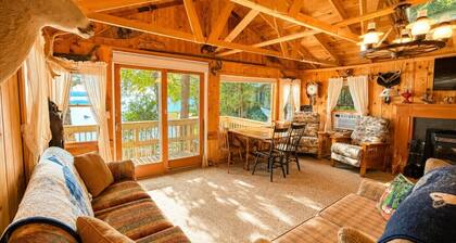 Pet-Friendly Cabin on the shores of Moosehead Lake with boat launch