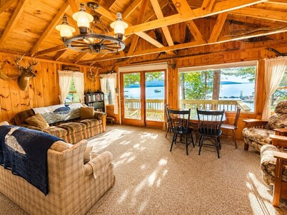 Pet-Friendly Cabin on the shores of Moosehead Lake with boat launch