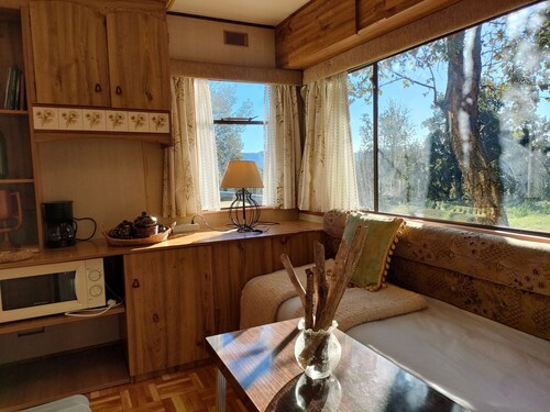 Casa Mar: Silent Retreat with Mountain Views, Private Terrace & Garden