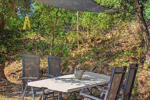 Casa Mar: Silent Retreat with Mountain Views, Private Terrace & Garden