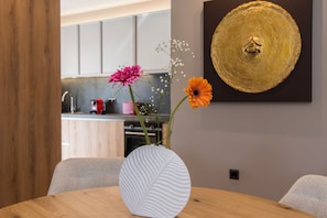 Private kitchen - Krabo Luxury Apartment (Vouliagmeni)
