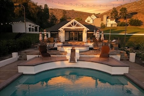 Pool - Ranch Estate/ Pool / Hot Tub / Family Reunions - Holiday Home (Moorpark)