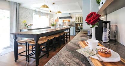Ranch Estate/ Pool / Hot Tub / Family Reunions - Holiday Home