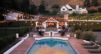 Ranch Estate/ Pool / Hot Tub / Family Reunions - Holiday Home