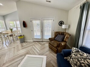 ocean-lakes-google-vacation-rental-3br-2ba-free-golf-cart - Ocean Lakes 3BR Beach House | Free Golf Cart | Sleeps 7 | Myrtle Beach (Myrtle Beach)