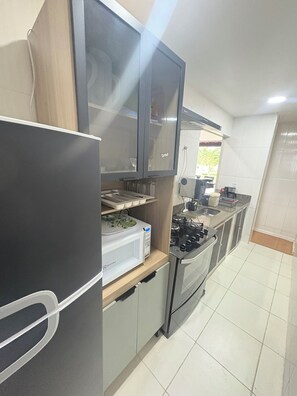 Private kitchen - Angra TOP View of the Mountain, Beach, Pool, Marina (Angra dos Reis)