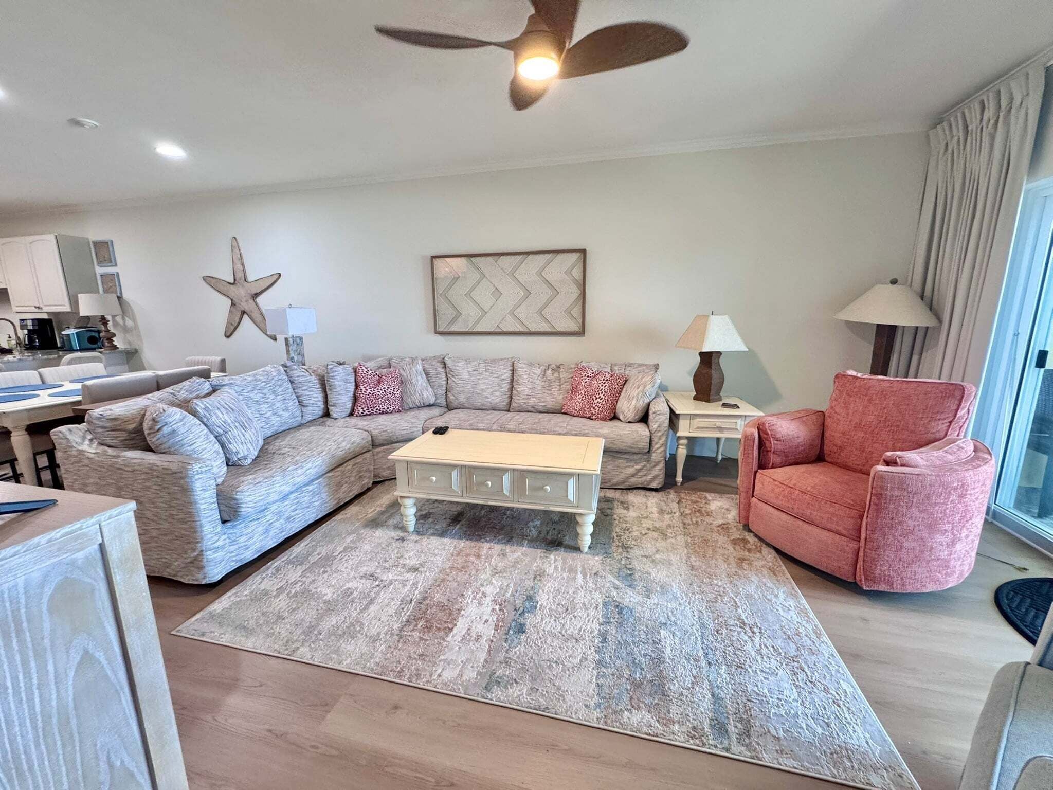 House, Multiple Beds (Marlin Key 2B) | Living area