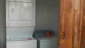 Rumah | 3 kamar tidur dan internet
