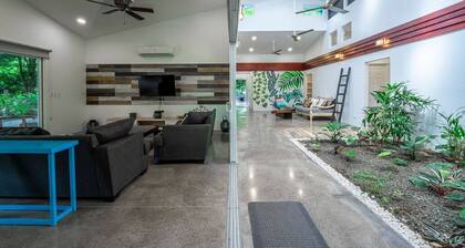 Spacious 5BR Villa w Saltwater Pool Yoga Deck 4-min Walk to Garza Beach