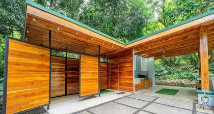 Spacious 5BR Villa w Saltwater Pool Yoga Deck 4-min Walk to Garza Beach