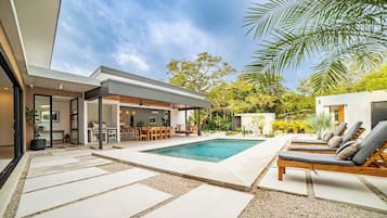 House | 4 bedrooms, high-speed internet