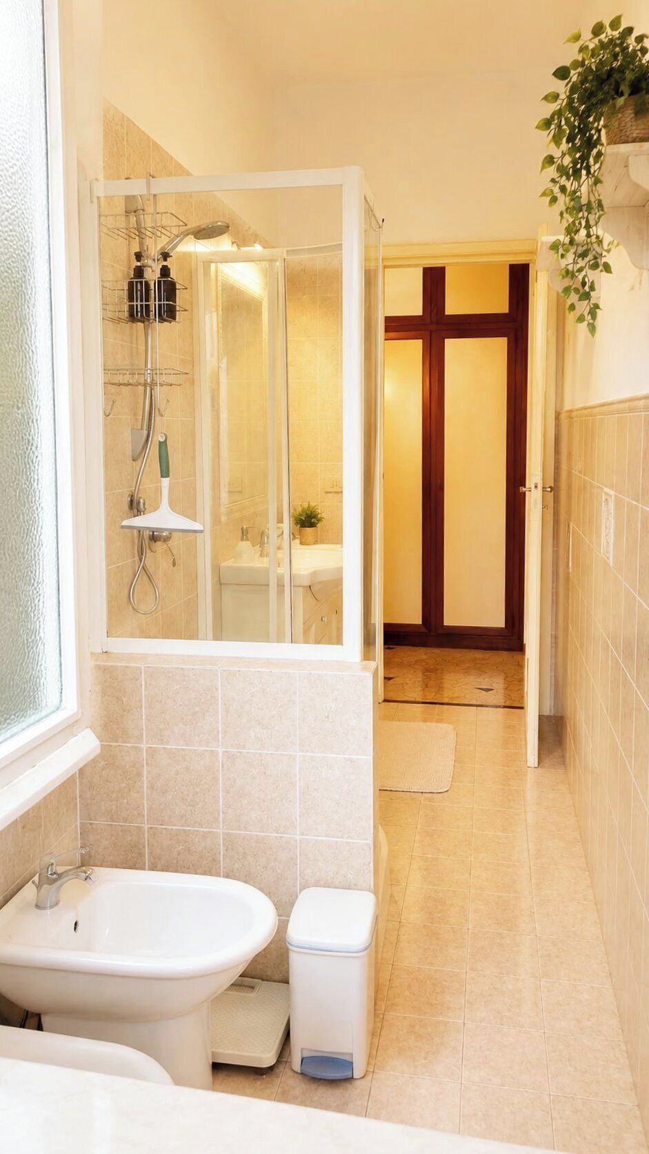 Doccia, asciugacapelli, bidet