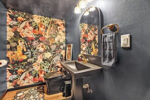 Bathroom - The Birdhouse - Mid-Century Charm with a Speakeasy Lounge (Grove City)
