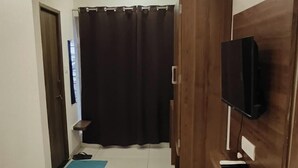 Unclassified image, 2 of 21, button - Hotel RM INN & RESTAURANT (Indore)