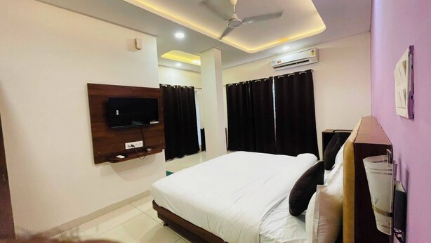 Unclassified image, 1 of 21, button - Hotel RM INN & RESTAURANT (Indore)