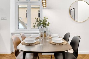 Dining - Apartment in the Heart of the Old Town (Bratislavský kraj)