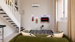 Interior - Quai 70: A retro duplex in the city center—brand-new, stylish, and air-conditioned. (Toulouse)
