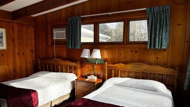 Room - Cozy 1-bedroom hotel room in superb Hamilton - #328 Susquehanna (Hamilton)