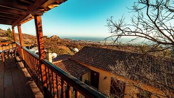Rural room with sea view, private terrace and sofa bed 2 (Cardon - Esterlicia) | Property grounds