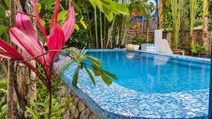 Piscine extérieure