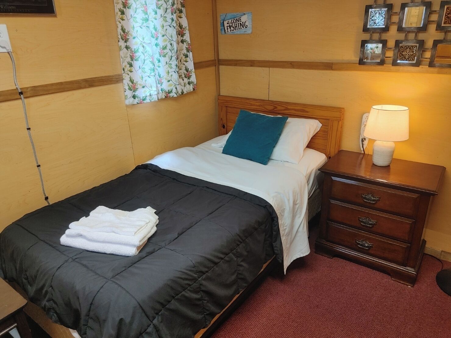 1 bedroom, WiFi, bed sheets