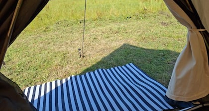 Sleep4glampingtent-neartralee-countryside