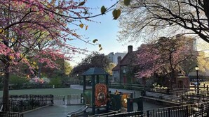 A park with a playground, benches, and a gazebo. - Charming Shared Unit with Host. Beautiful Park Slope on 5th Ave (Brooklyn)