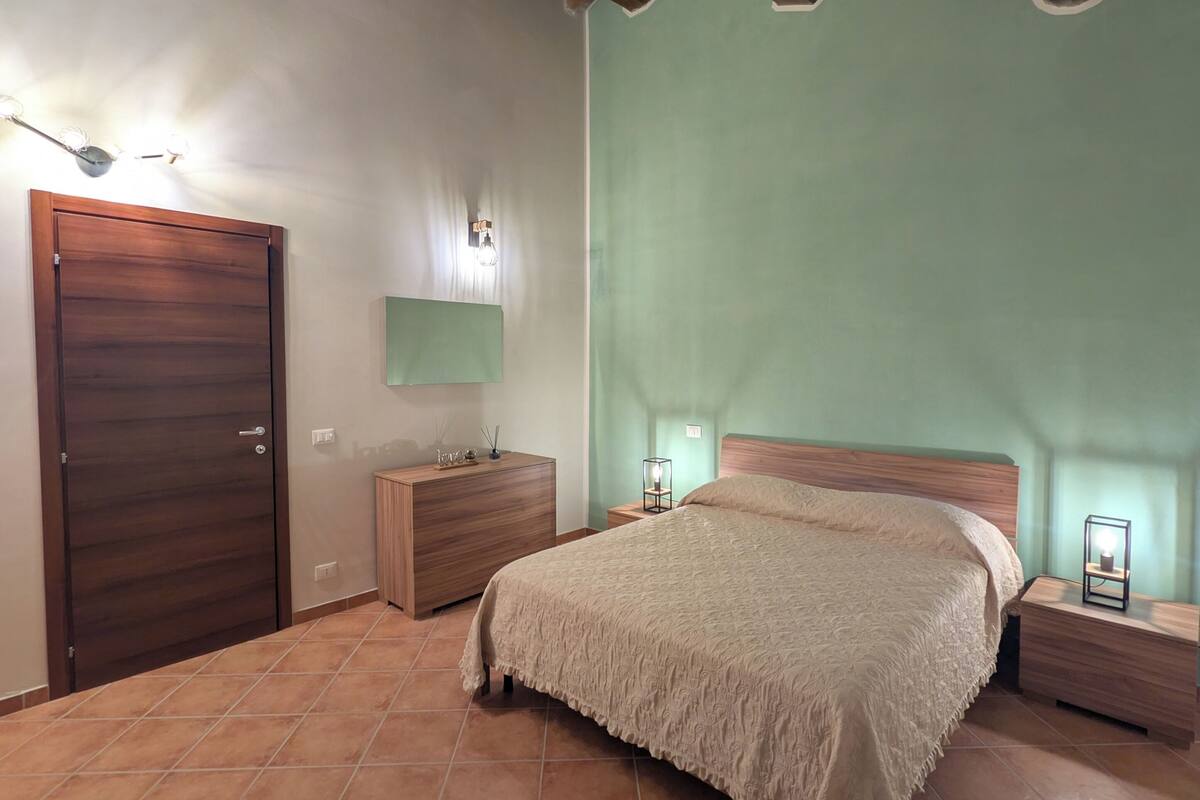 Habitación Deluxe, 1 cama de matrimonio, Aire acondicionado, vistas a la montaña