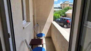 Property grounds - City Center Apartment by Mladenović (Vranje)