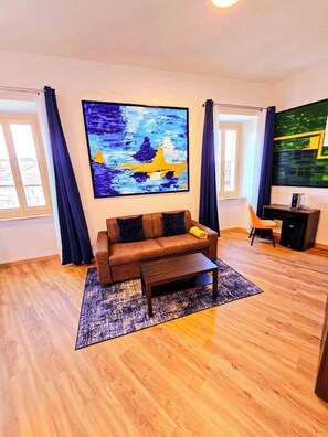 Luxury Suite, City View | Living area - Baglioni Art Suite - Luxury Art Perugia (Perugia)