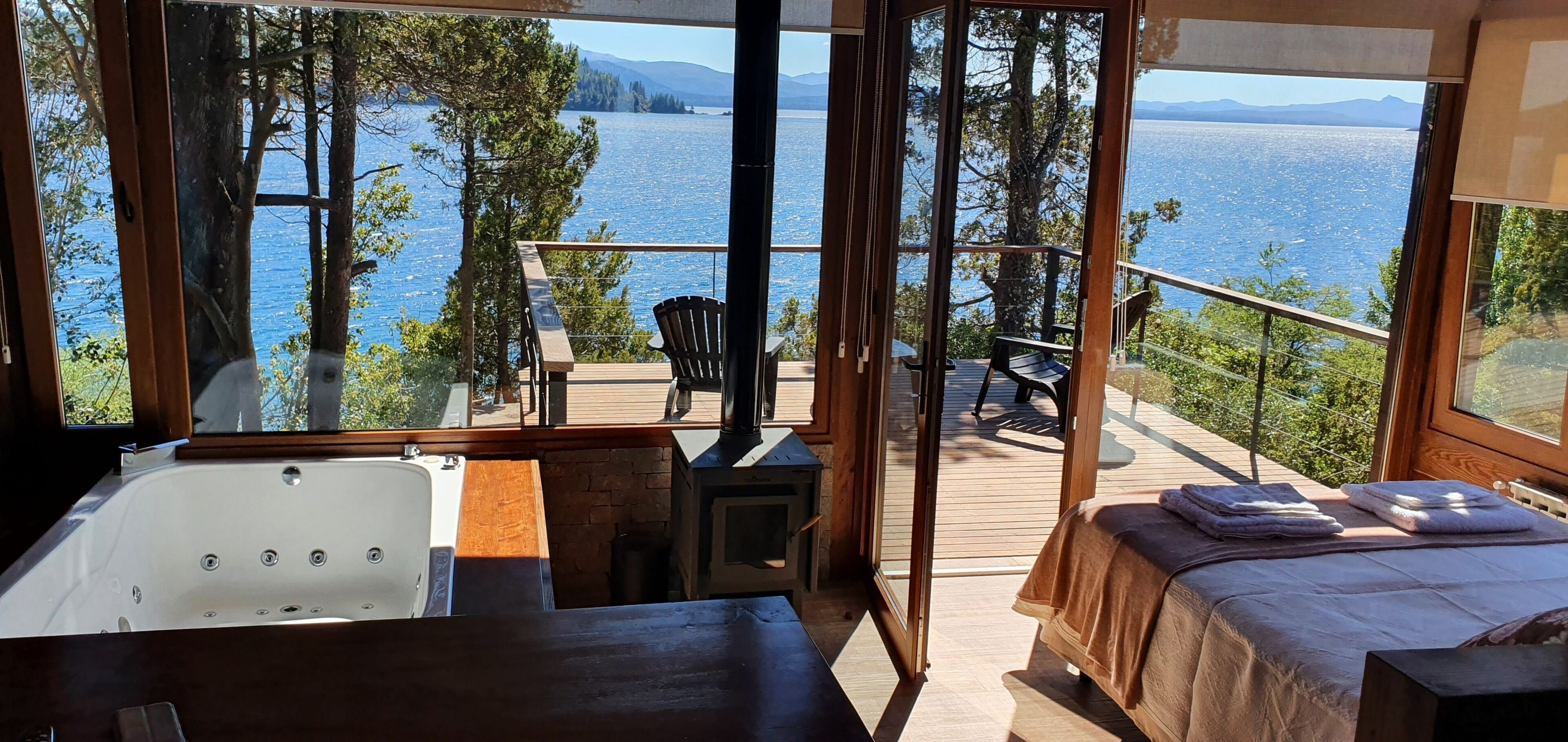1 bedroom, desk, WiFi (free), bed sheets