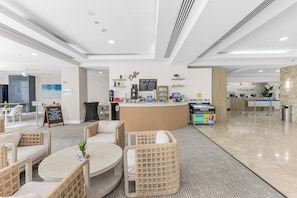 Apartment, Balkon, Meerblick | Lobby