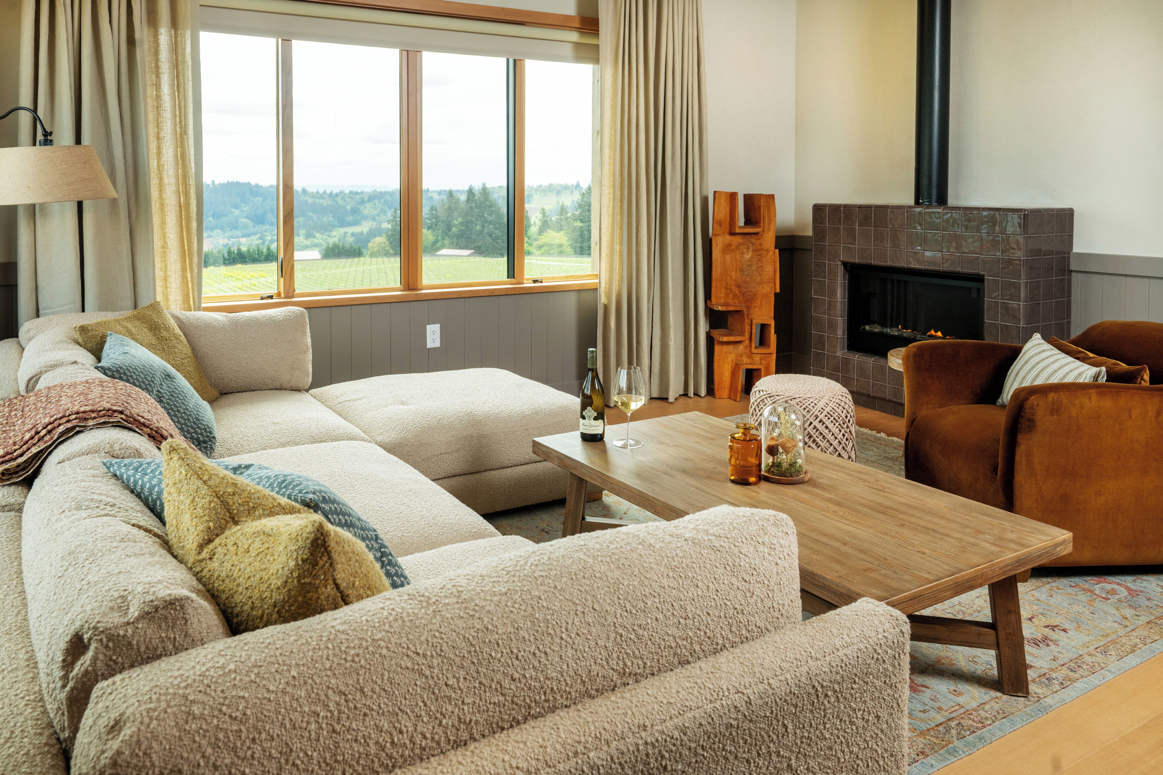 ห้องดีลักซ์, เตียงคิงไซส์ 1 เตียง (Jory) | เครื่องนอนระดับพรีเมียม, เตารีด/โต๊ะรีดผ้า, Wi-Fi ฟรี, ผ้าปูที่นอน